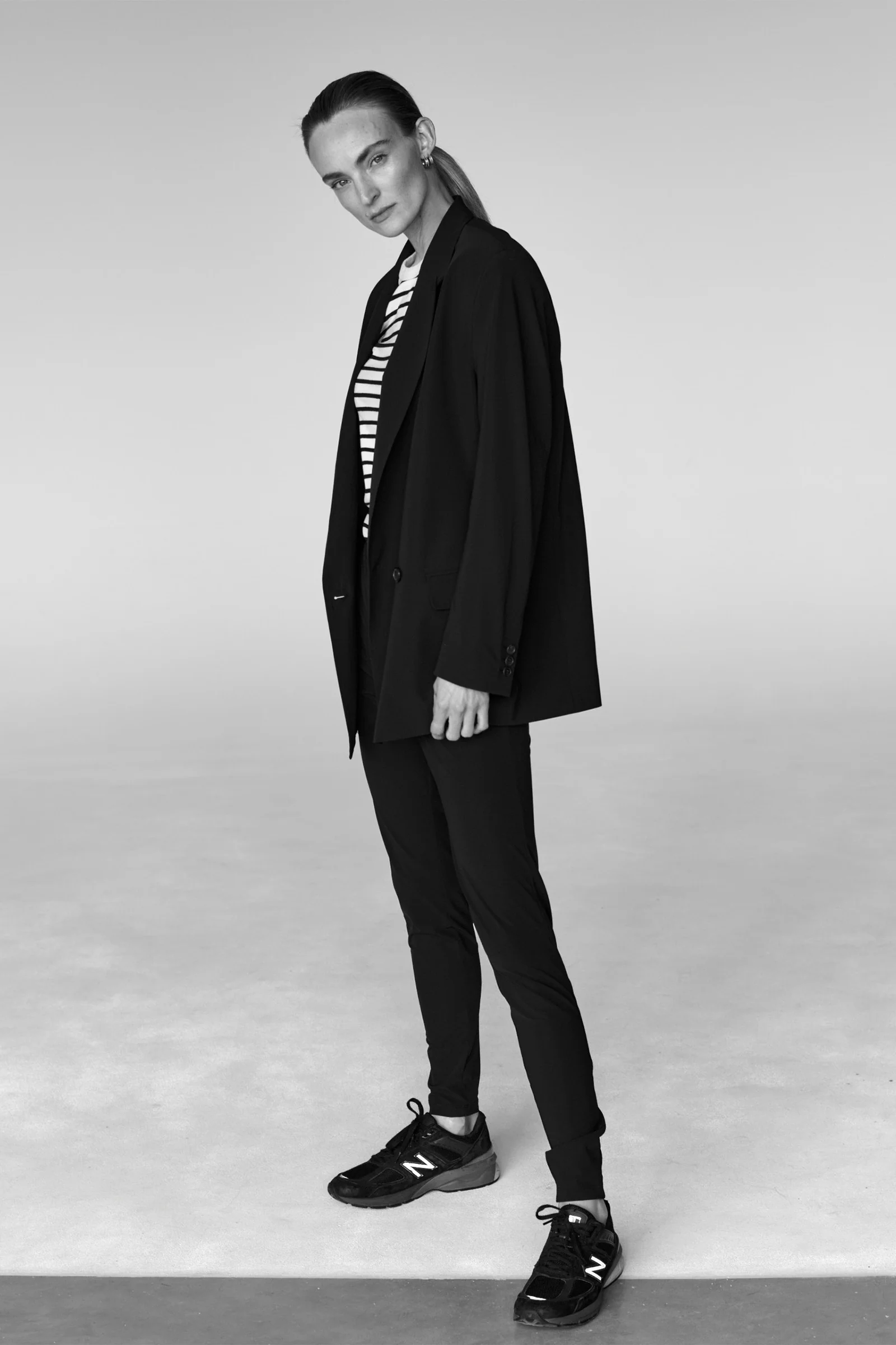 BLAZER (LOGAN) BLACK - Image 5