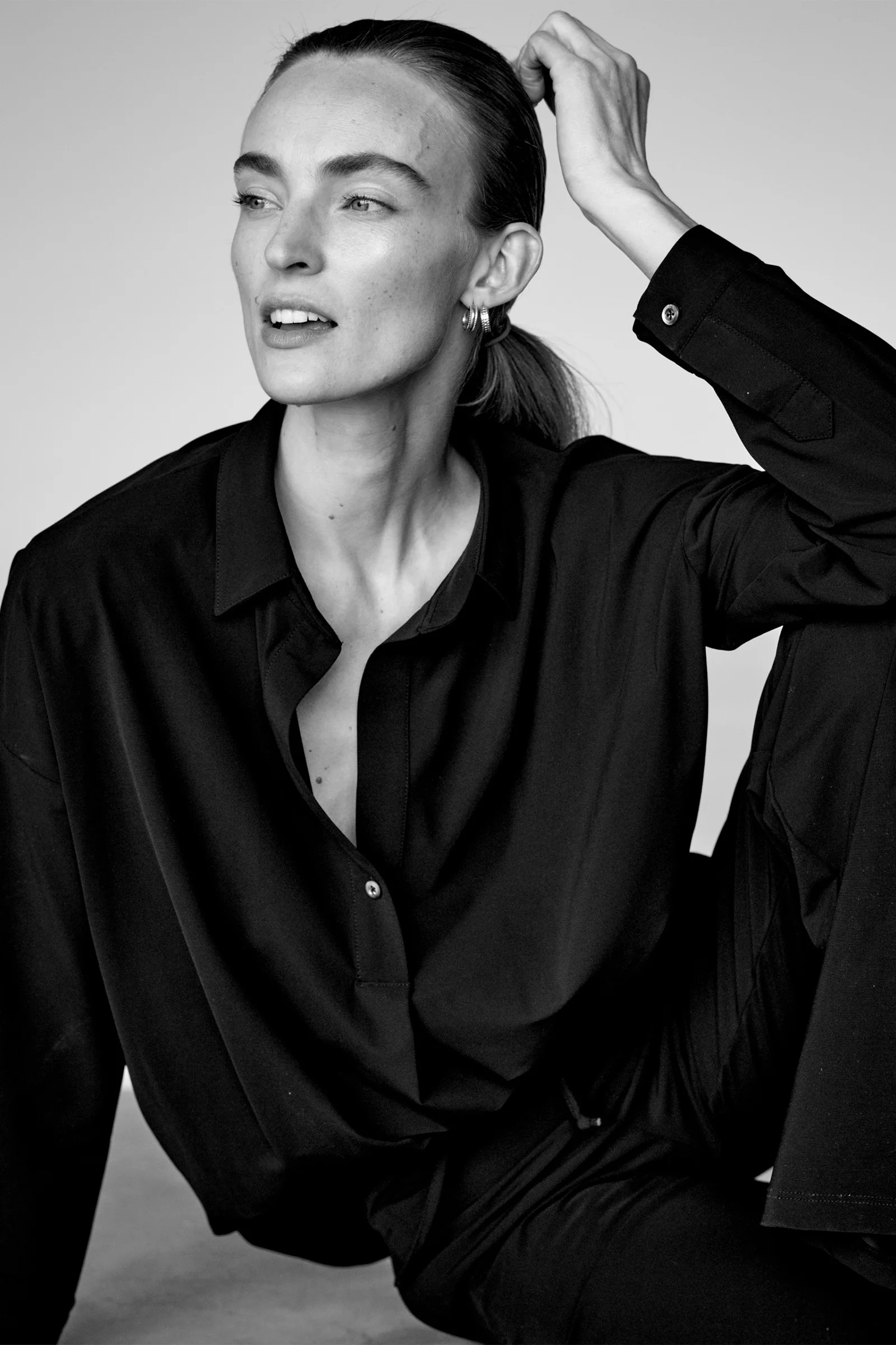 BLOUSE (MAGDA) NAVY - Image 3