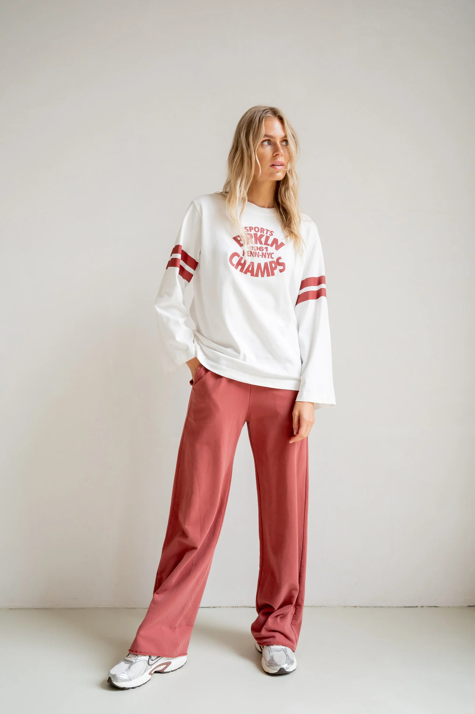 LONGSLEEVE PRINT (S26F1807) ECRU - BURGUNDY - Image 4