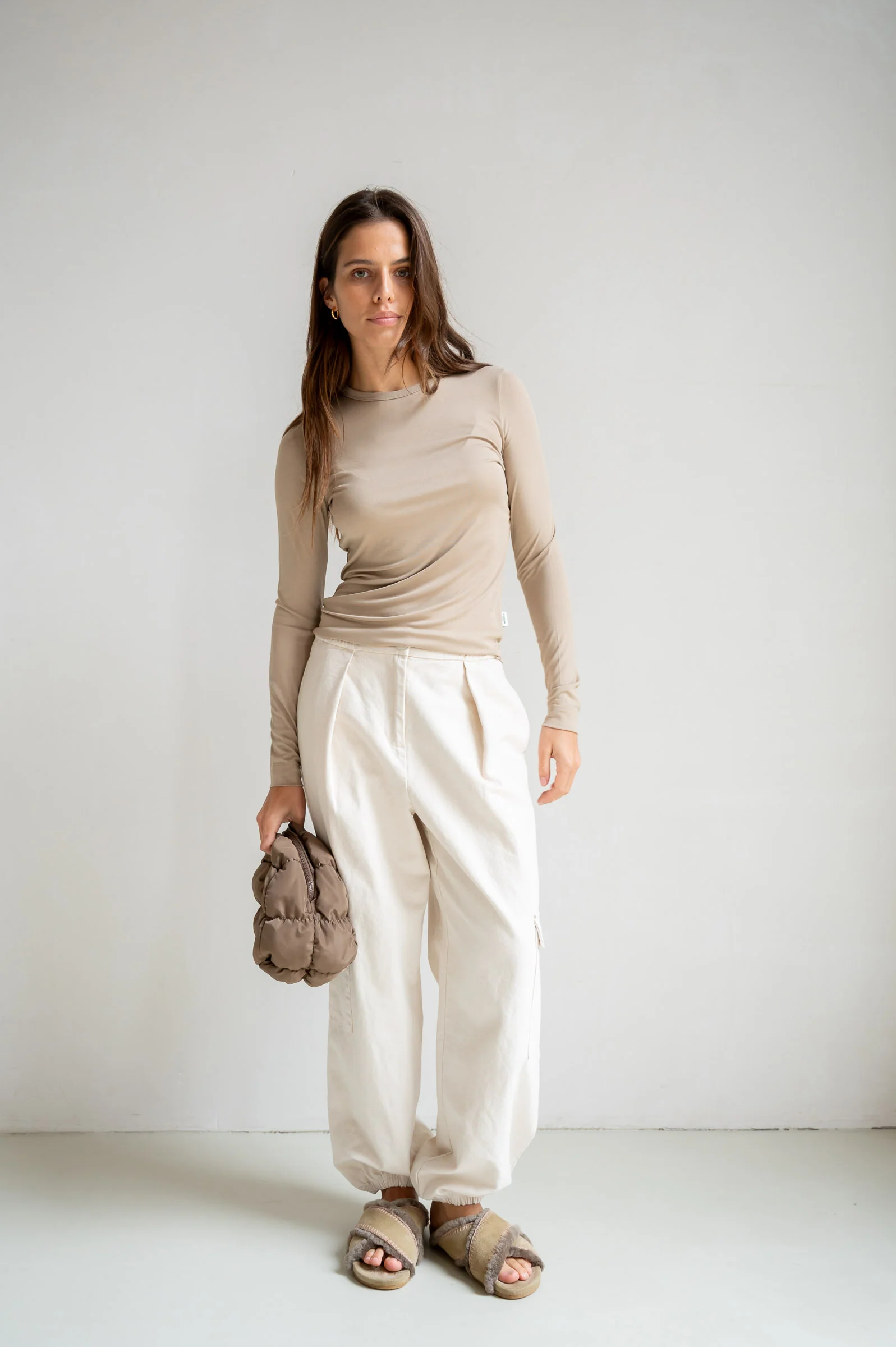 LONGSLEEVE (S26F1840) SAND - Image 5