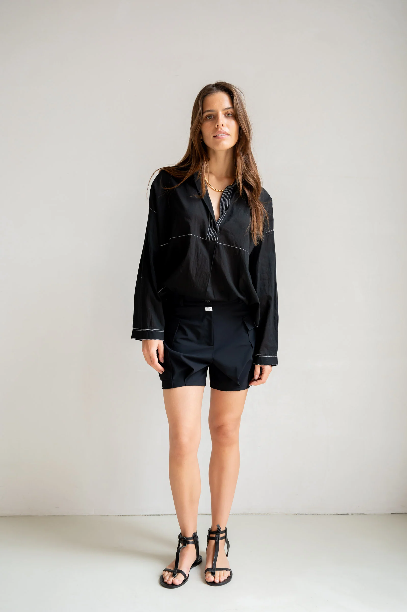SHORTS (S26N1696) BLACK - Image 5