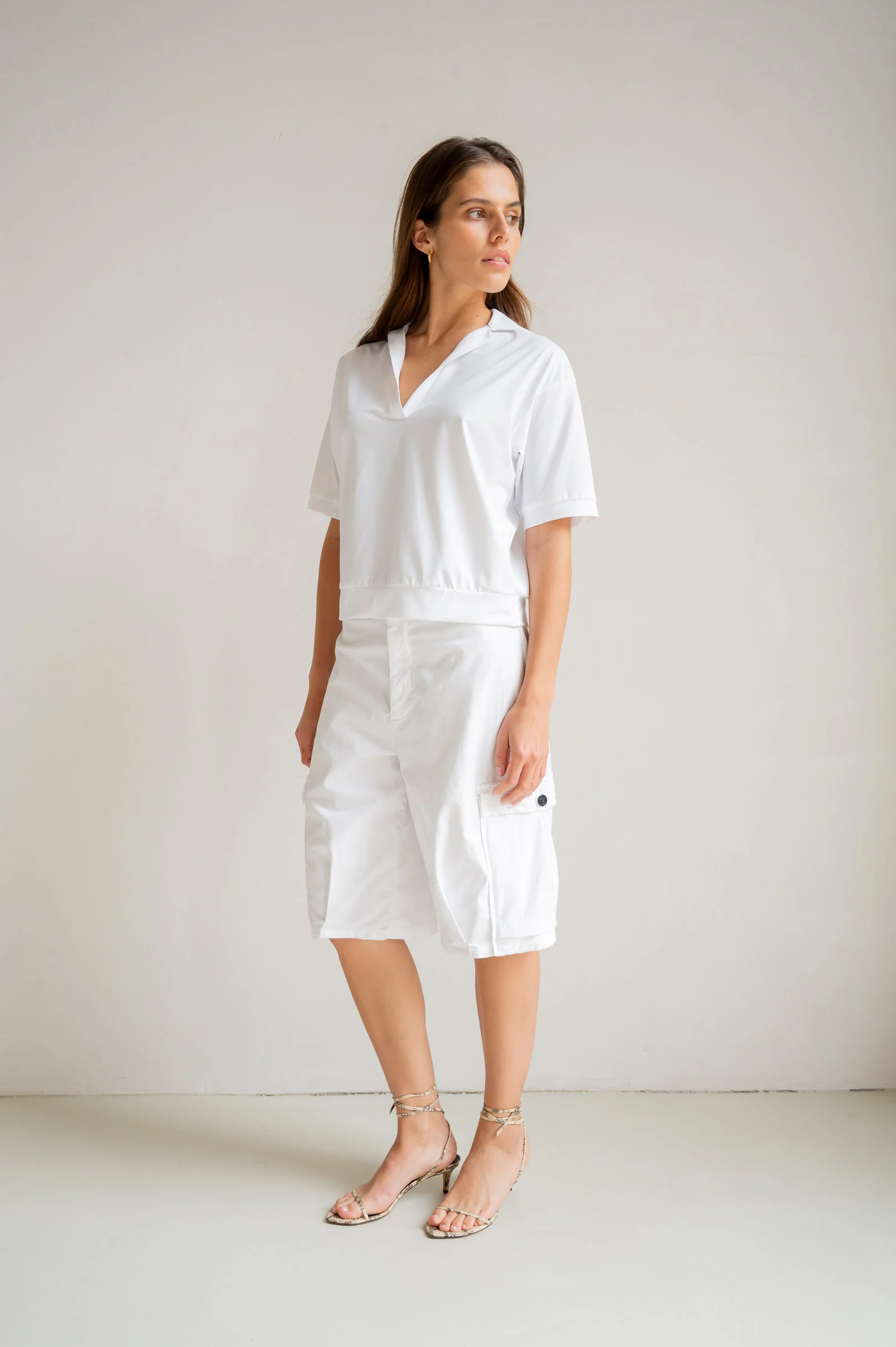 SHORTS (S26Z857) WHITE - Image 4