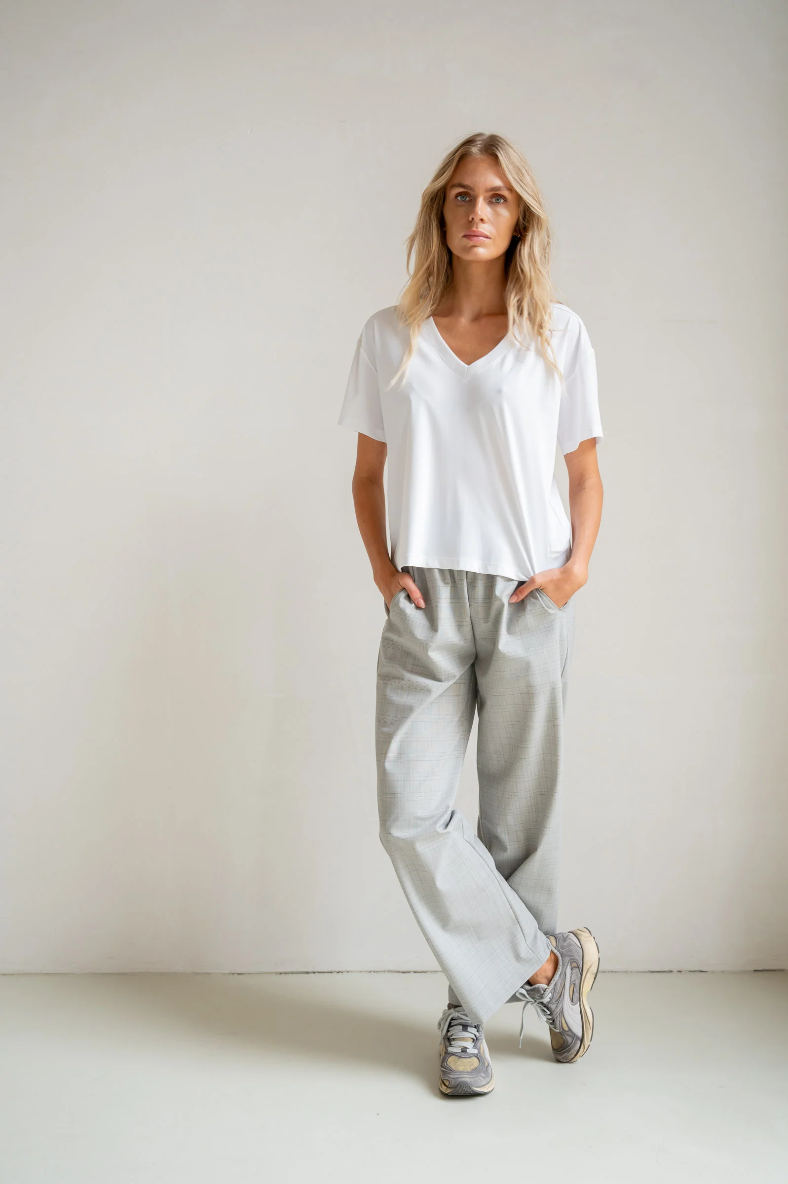 T-SHIRT PRINT (S26F1850) WHITE - Image 6