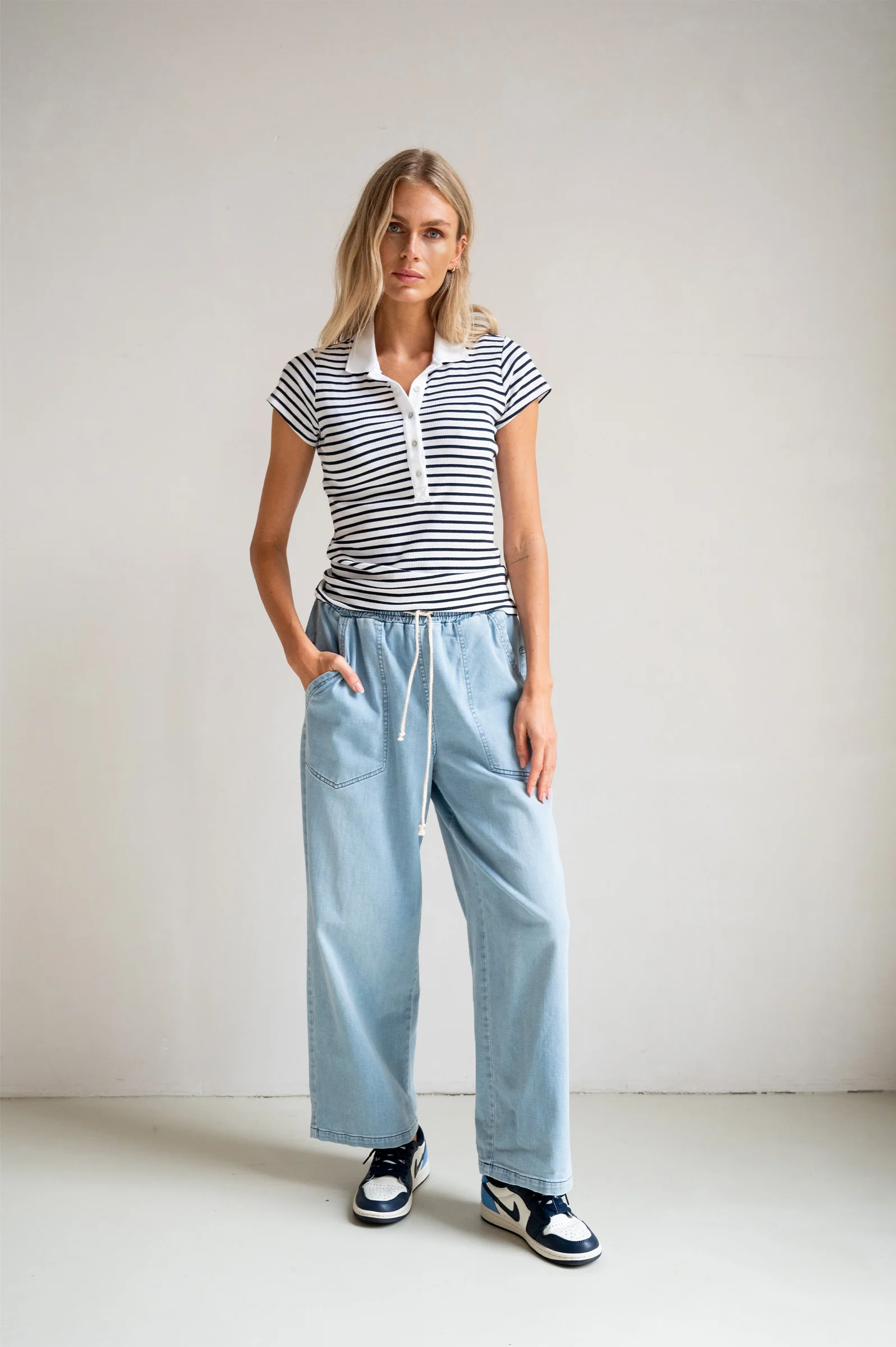 T-SHIRT STRIPE (S26F1820) WHITE - NAVY