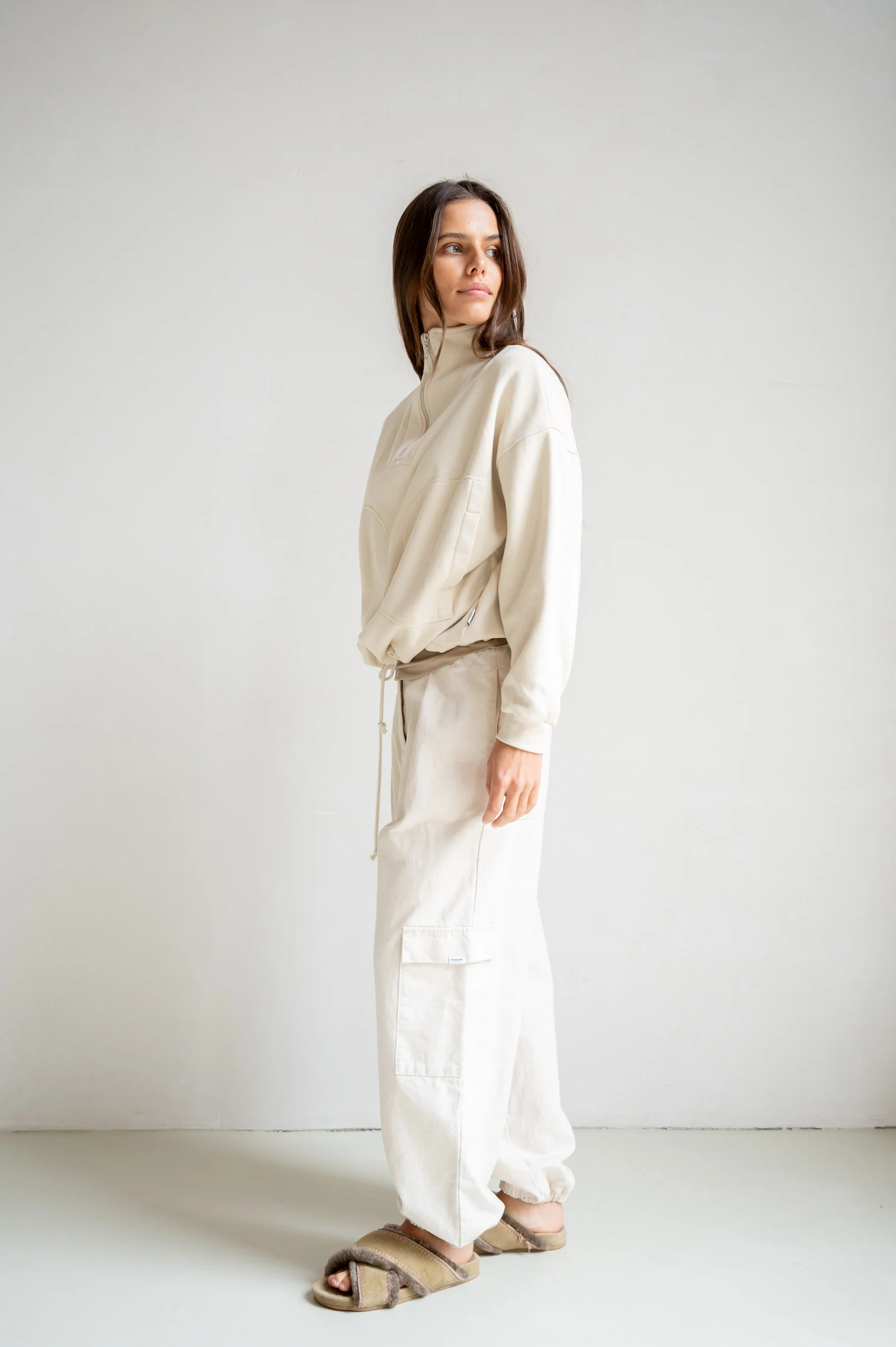 CARGO TROUSERS (S26C354) ECRU - Image 5