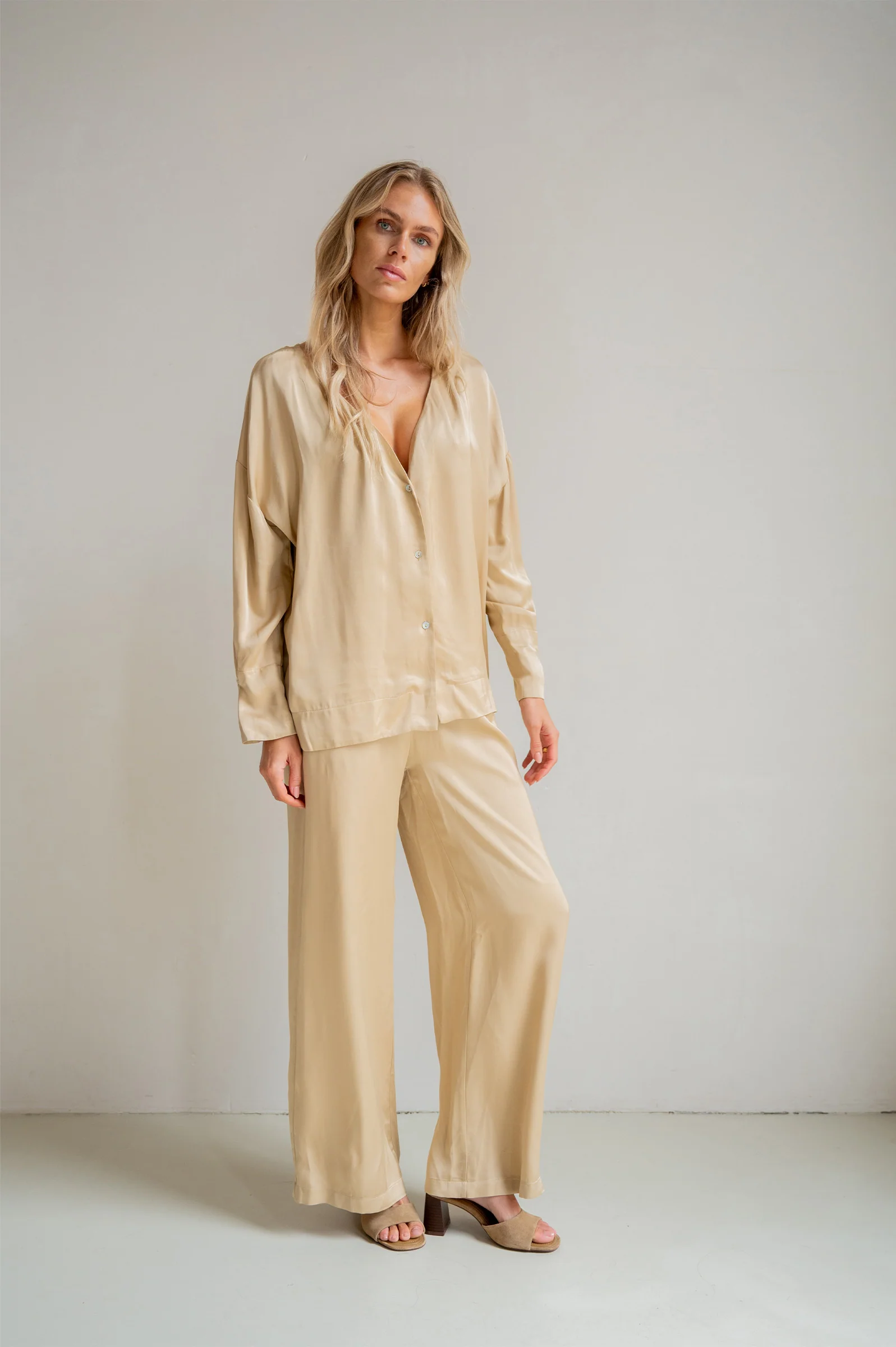 TROUSERS (S26F1845) BEIGE - Image 5