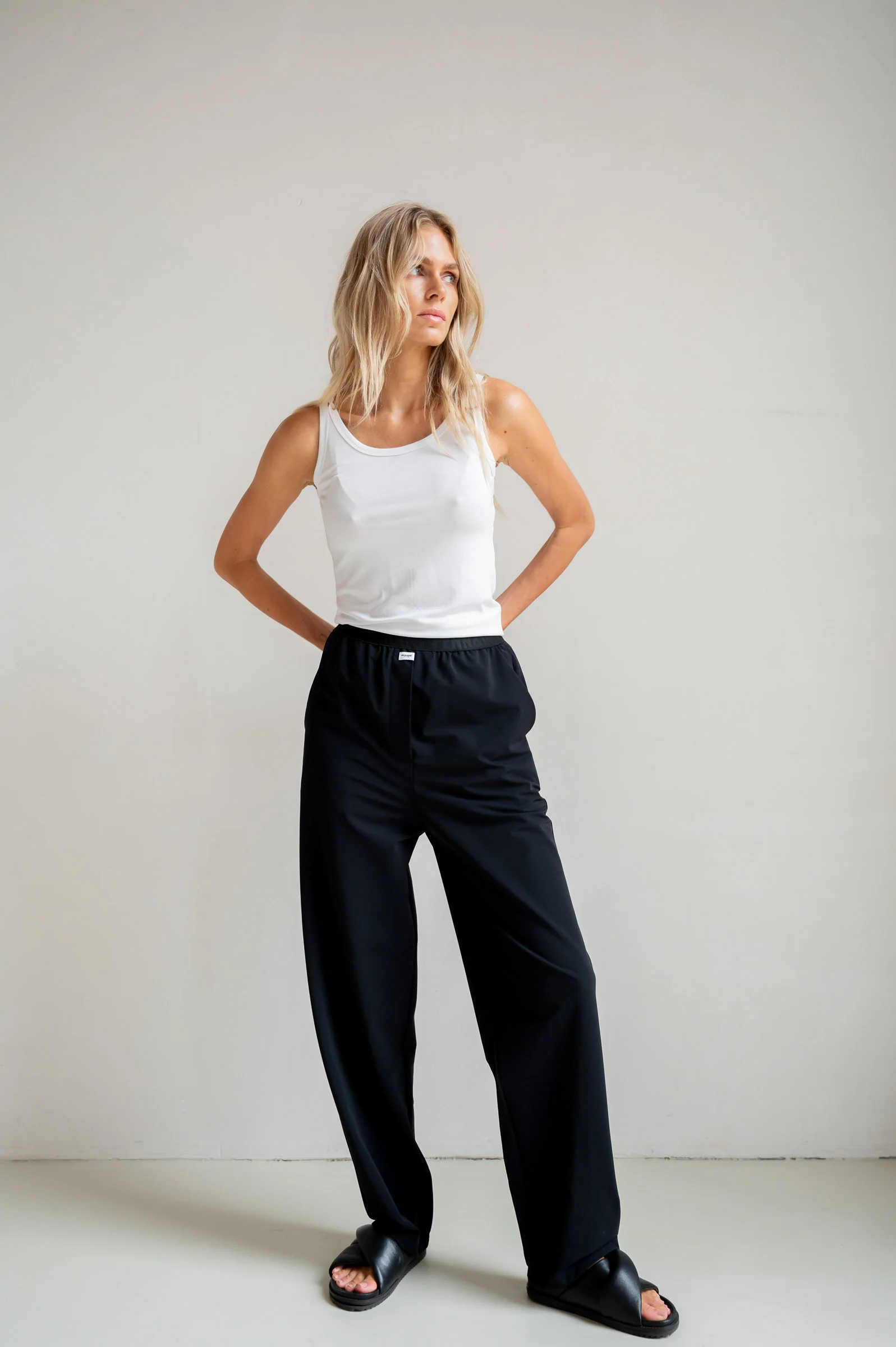 TROUSERS (S26N1693) BLACK - Image 7