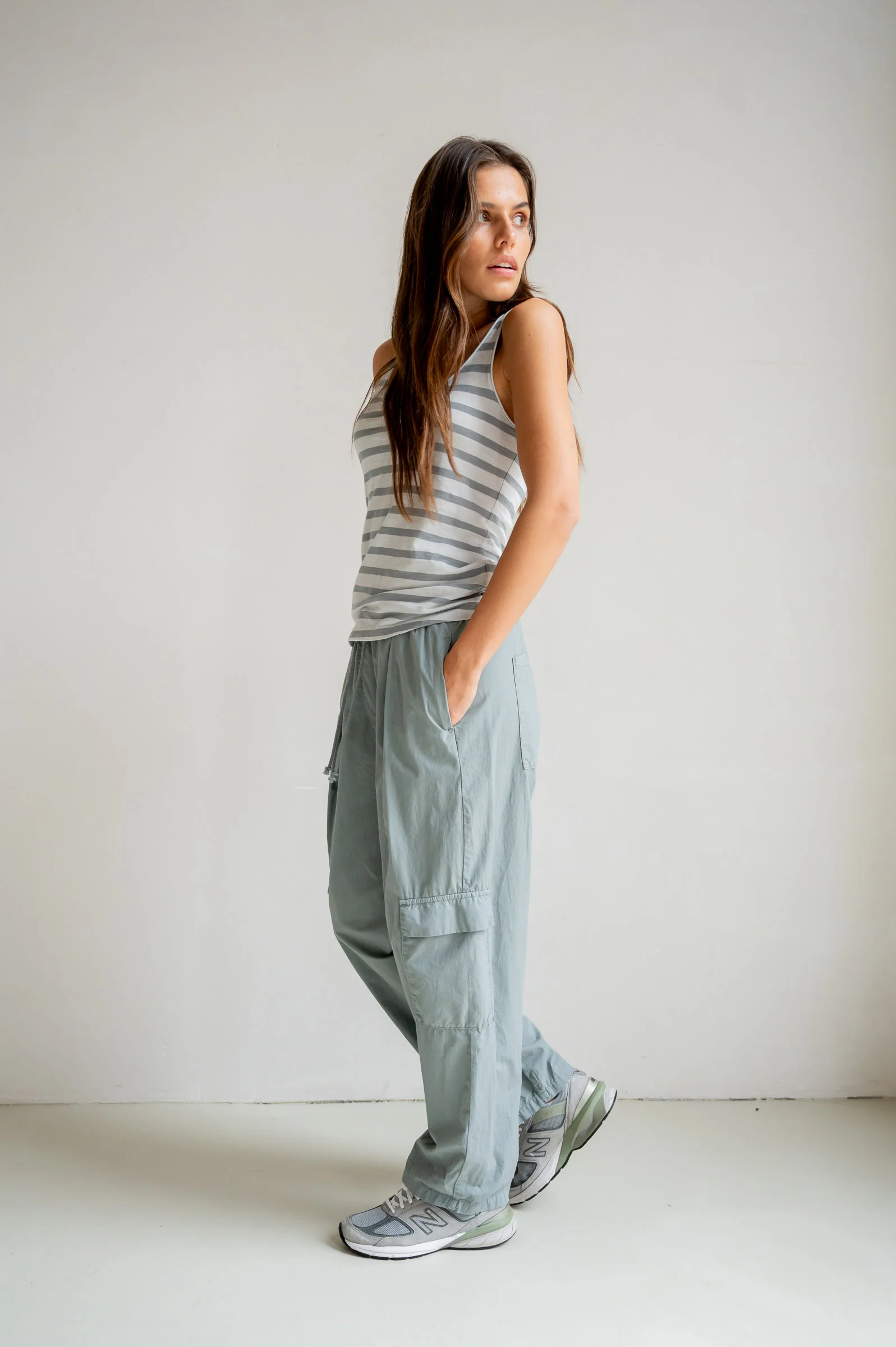 POPLIN CARGO TROUSERS (S26Z839) MONUMENT - Image 5