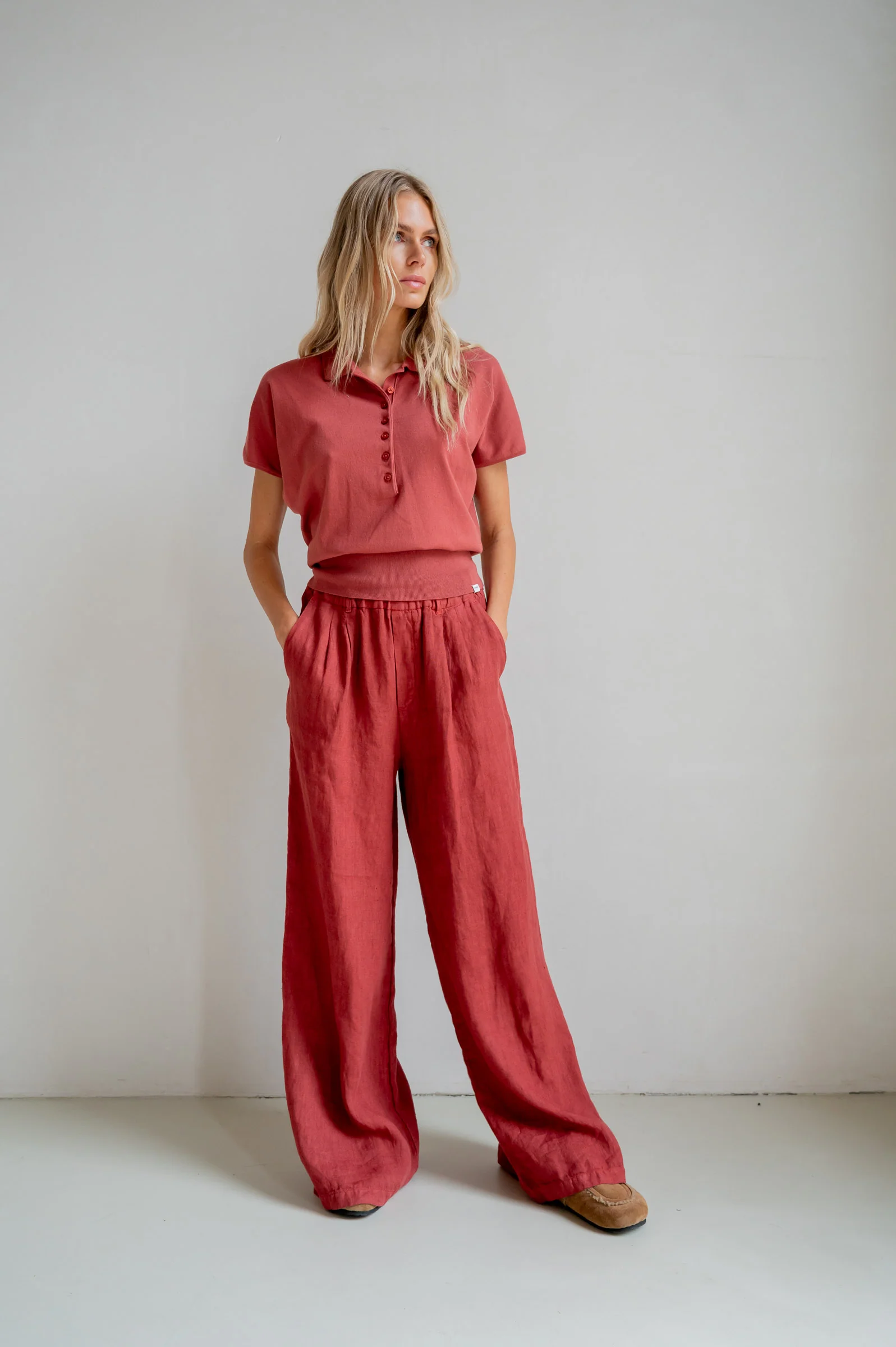 TROUSERS (S26Z844) BURGUNDY - Image 6